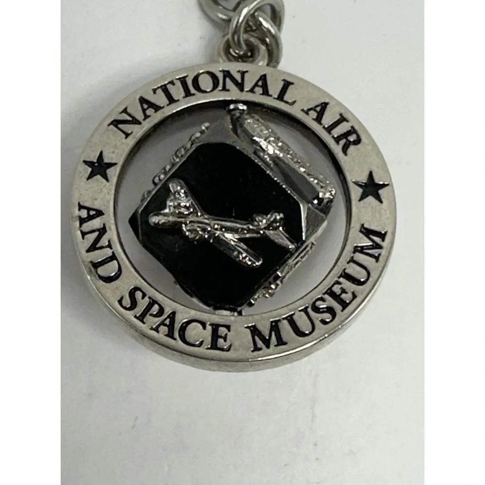 Vintage National Air And Space Museum Keychain Revolving Center Smithsonian H1‎